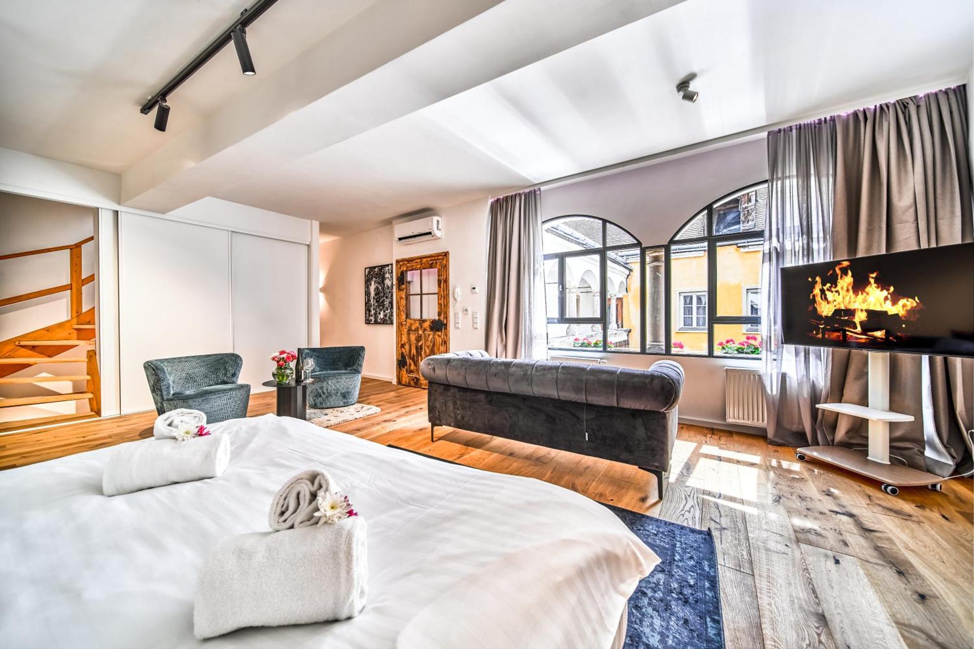 Smile Apartments "Lesehof" クレムス アン デル ドナウ エクステリア 写真